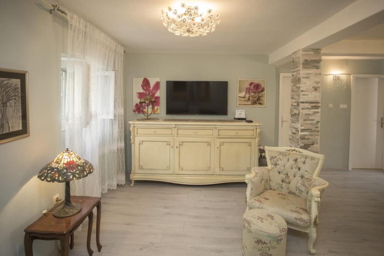 Apartment Antica With Yard & Bbq Split Ngoại thất bức ảnh